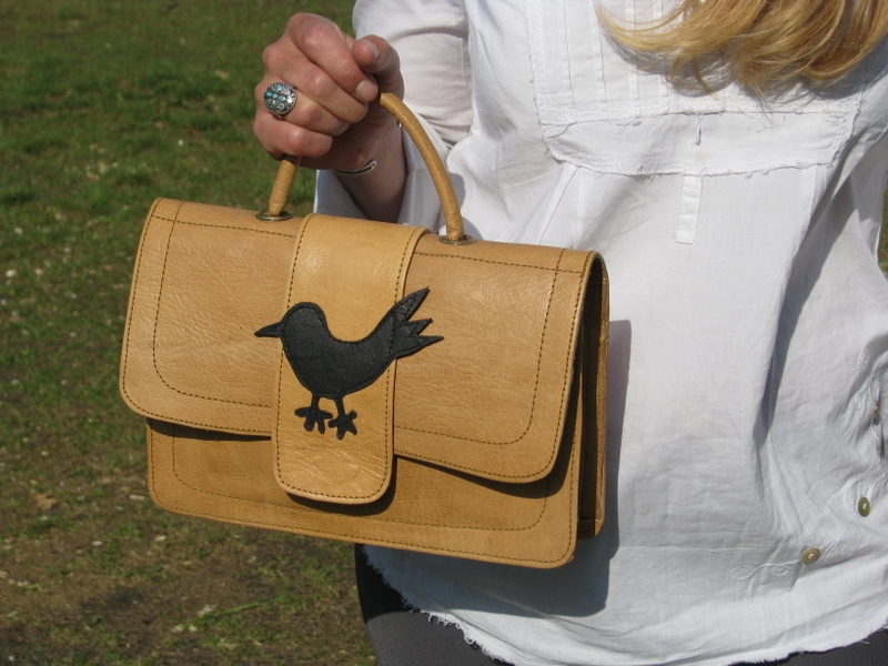 Gundara - Bird Bag - handbag - pure leather - made in Afghanistan