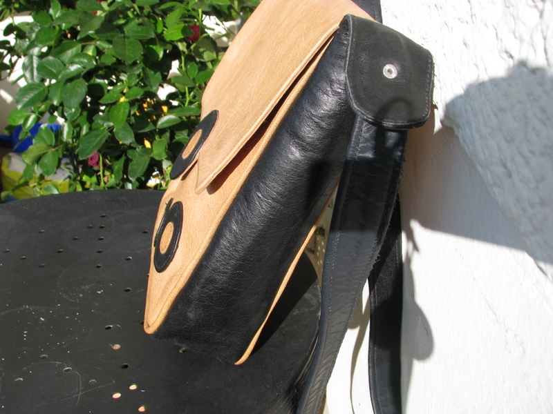 Gundara - Bubble Boom - side view - from Afghanistan - shoudler bag - leather