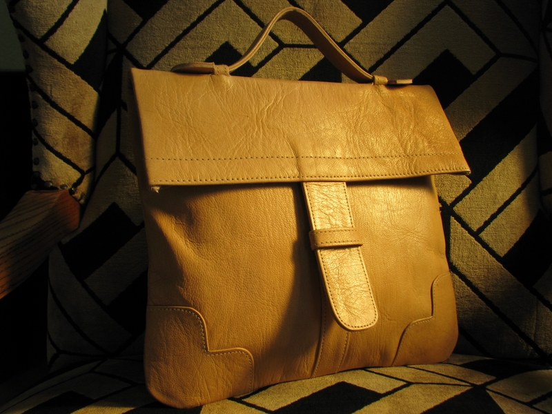 Big Granny's Fanciest - Vintage Leather Handbag