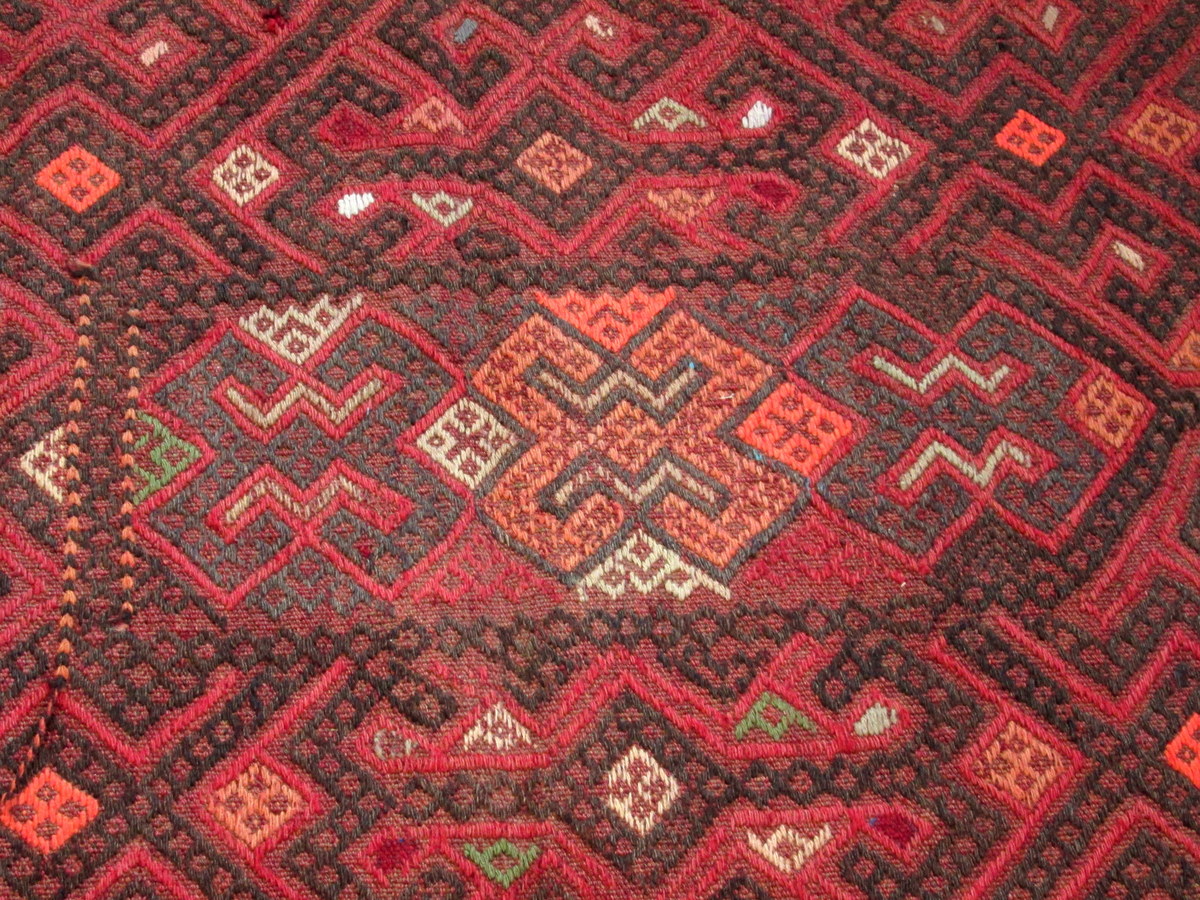 Detailansicht - Susani-Teppich Gulnora aus Afghanistan und aus Wolle
