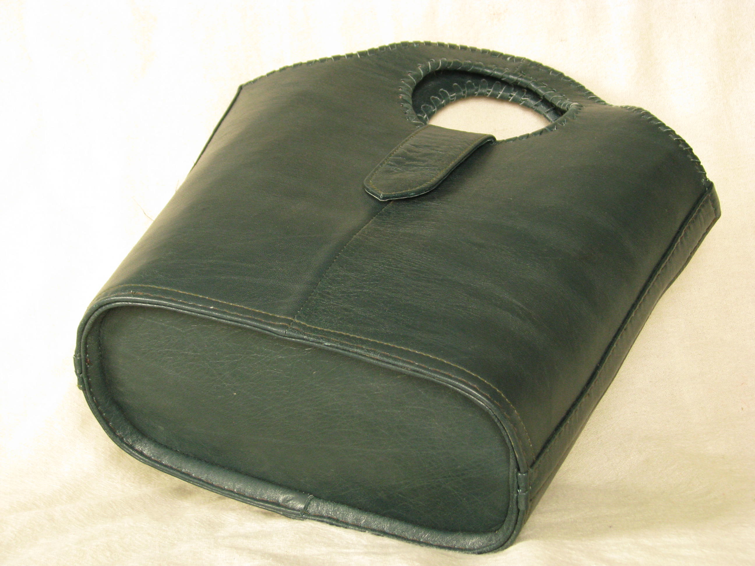 Gundara - dark-green shopping bag - genuine leather - made in Afghanistan - fair trade