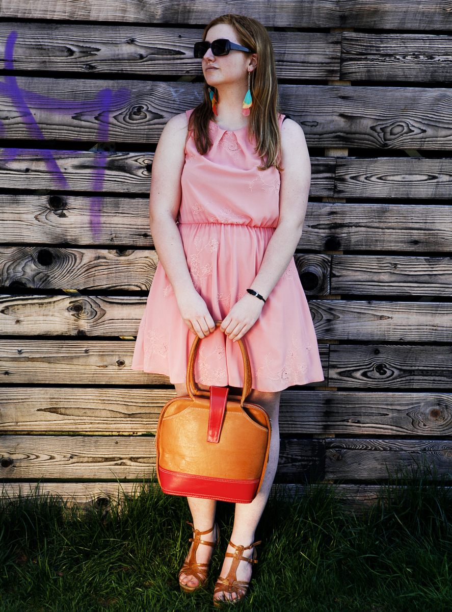 Ninie sac à main nature et rouge - photo Ulrika Walmark