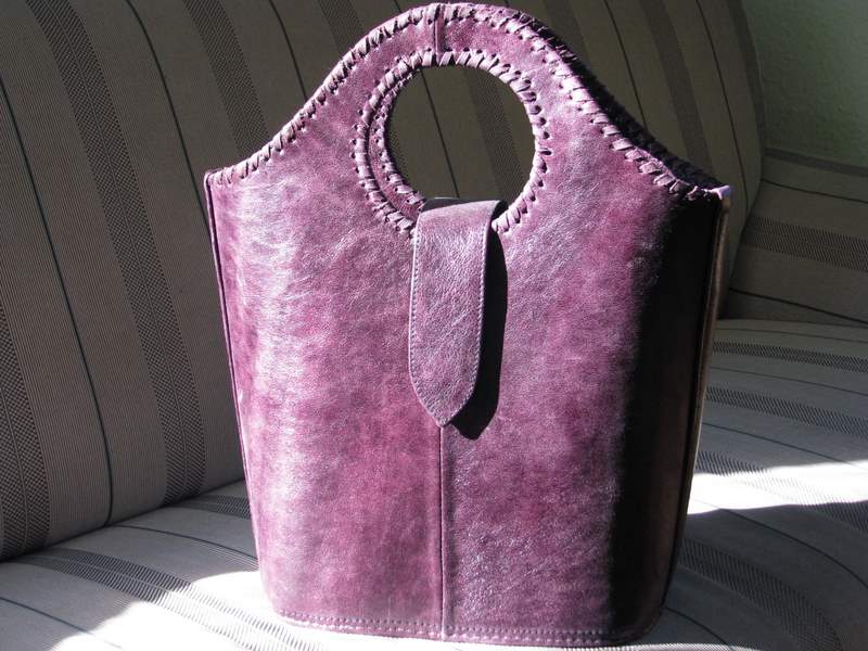 Shopper Violetta - Leder-Einkaufstasche in lila - Gundara - Echtleder