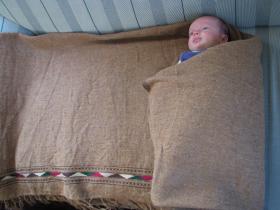 Gundara - Patu - Winterfreund - Wolldecke - Plaid - Babydecke - aus 100% Wolle