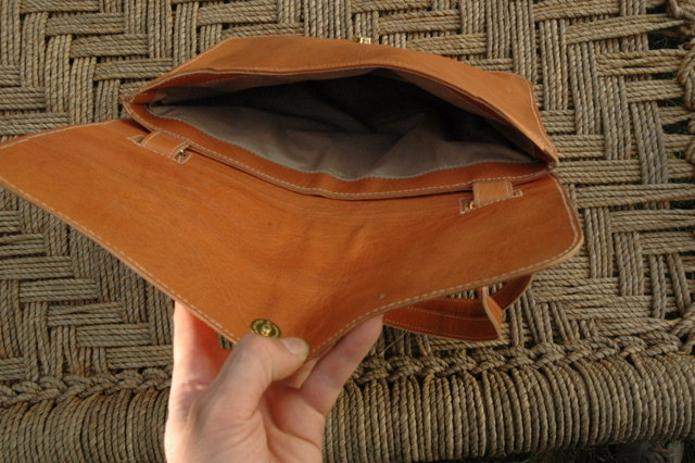Lorenzo - inside lining - shoulder bag - unisex - real leather - Gundara