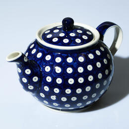 classical Boleslawiec cobalt blue polka dots teapot